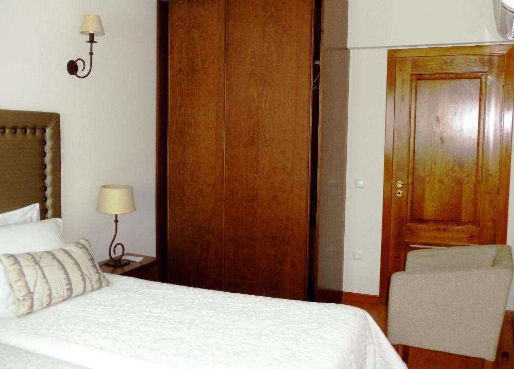 Casa do Largo - Golegã - Turismo de Habitação Quarto foto
